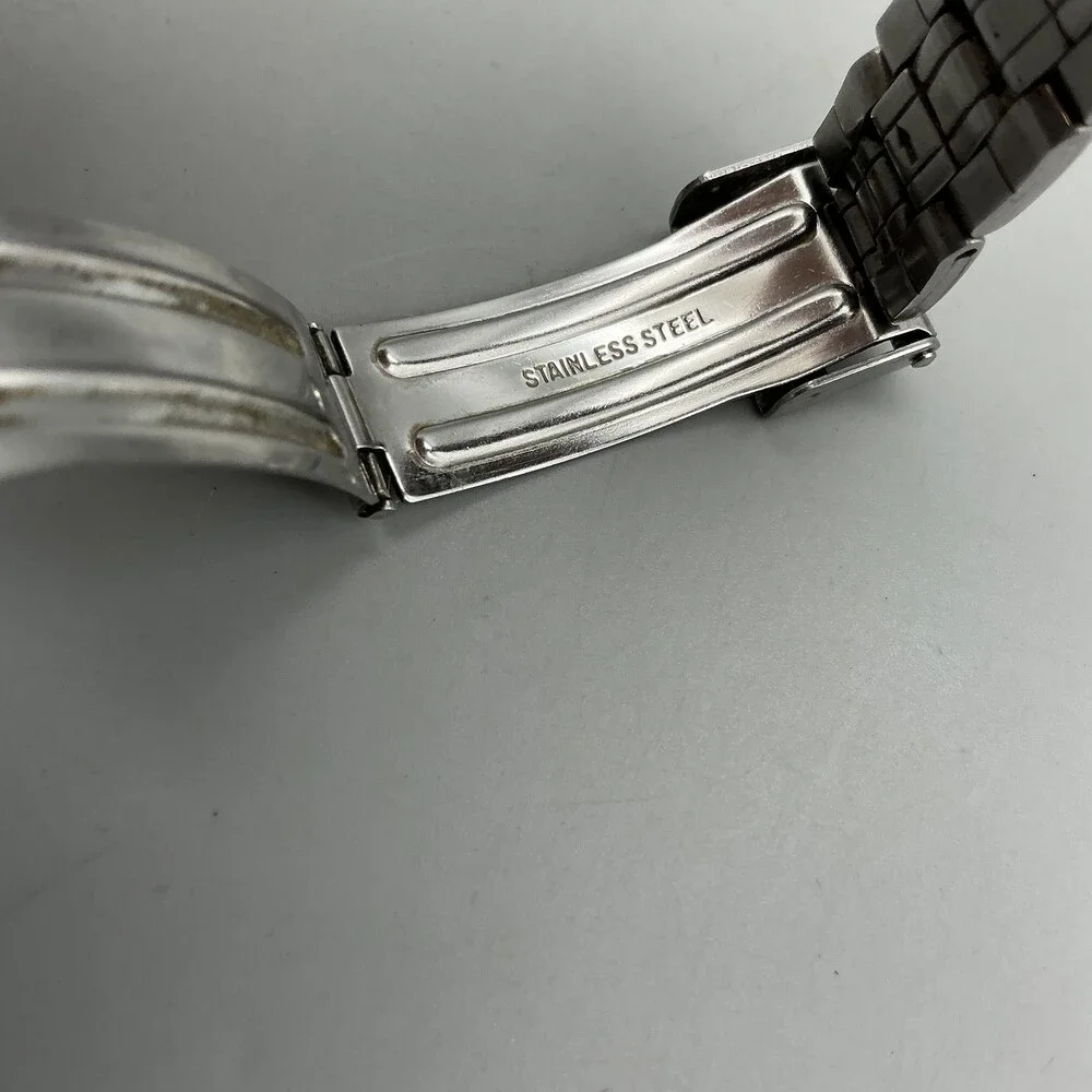 Wenger S.A.K. Design Womens Watch 29mm Two Tone Date Swiss New Battery 6